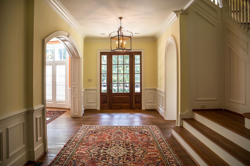 Grand entrance with rug
