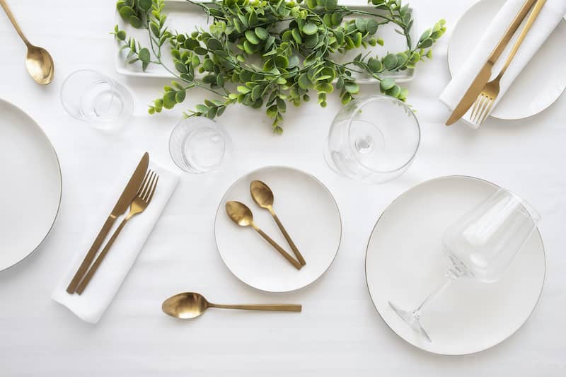 Gold And White Tablescape